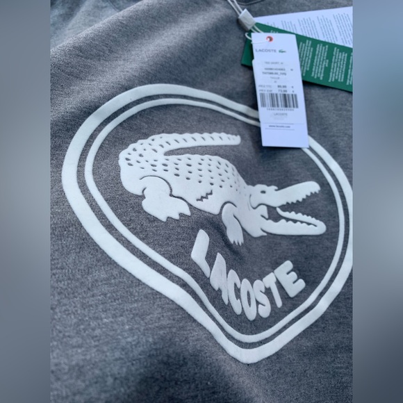 Lacoste NWT Adult Size Medium Gray Classique Short Sleeve Round Logo Tee - Picture 10 of 13